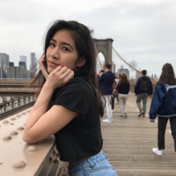 Meet your Posher, Jasmine - Picture 1 of 1